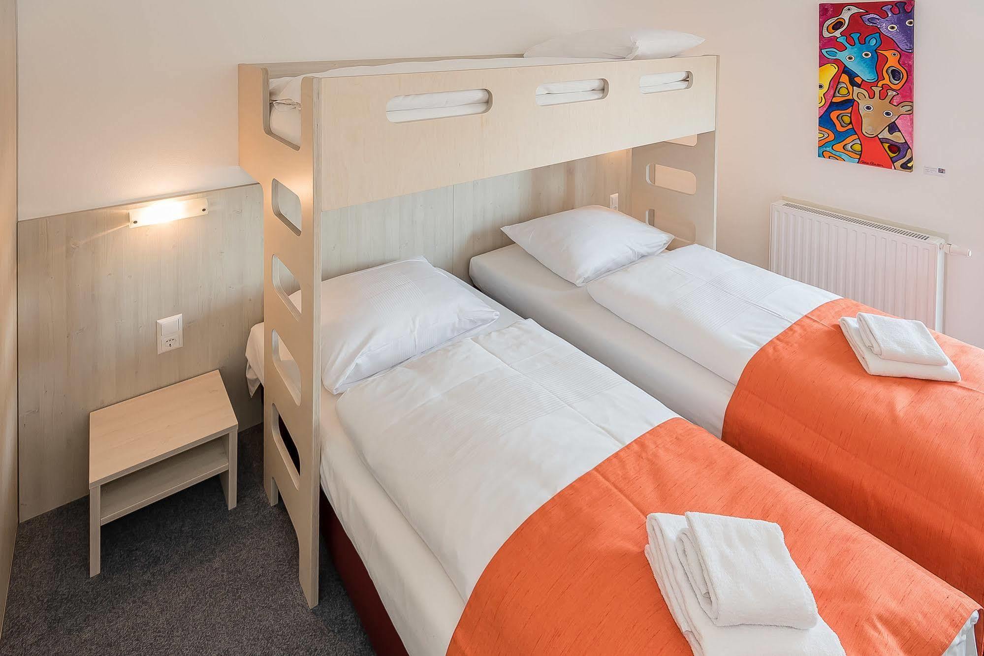 Fairsleep Motel Einstein Erding Esterno foto